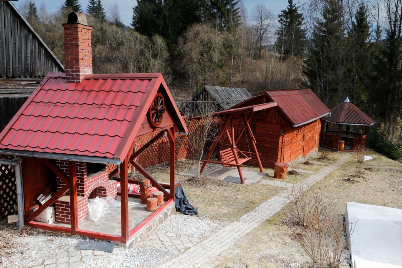 Szarvas Vendeghaz Villa Izvoru Muresului Exterior photo