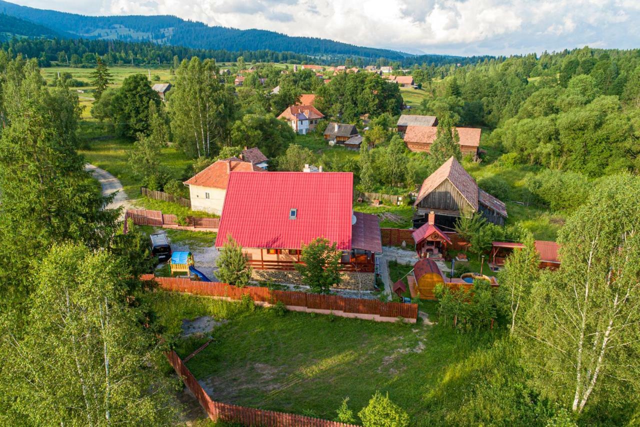 Szarvas Vendeghaz Villa Izvoru Muresului Exterior photo